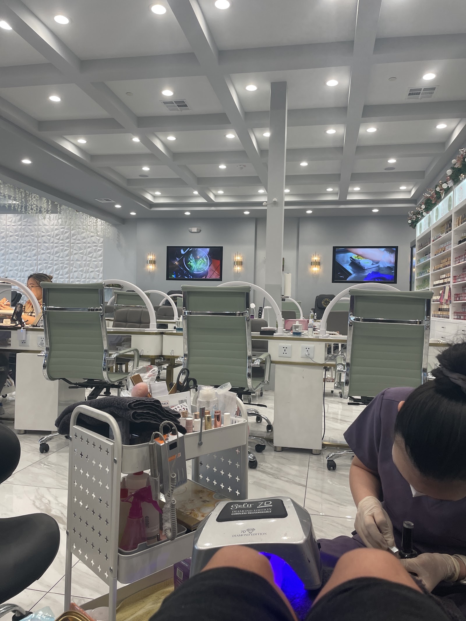 TRACY nail & beauty nail photo 6